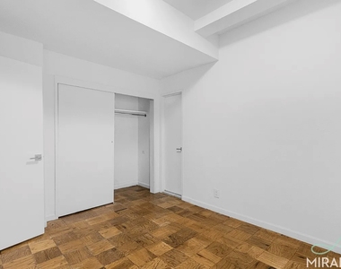 132 E 45th Street - Photo Thumbnail 5