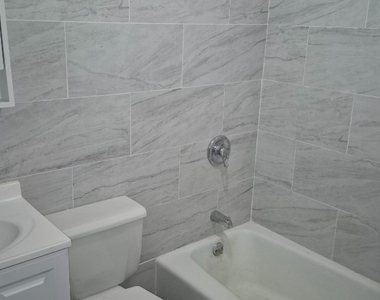 229 E 29th Street - Photo Thumbnail 11