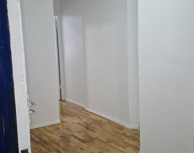 229 E 29th Street - Photo Thumbnail 19