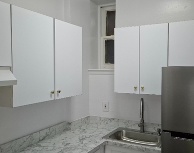 229 E 29th Street - Photo Thumbnail 26