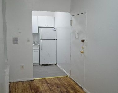 229 E 29th Street - Photo Thumbnail 9
