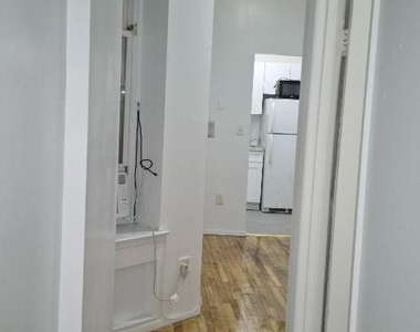 229 E 29th Street - Photo Thumbnail 7