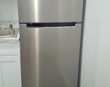 229 E 29th Street - Photo Thumbnail 25