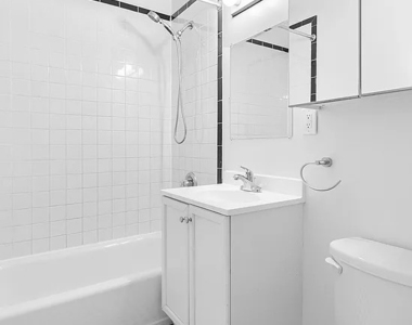 315 22nd Street - Photo Thumbnail 6