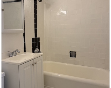 768 Madison Avenue - Photo Thumbnail 2