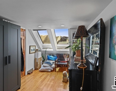 395 Smith Street - Photo Thumbnail 8