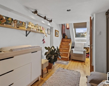 395 Smith Street - Photo Thumbnail 5