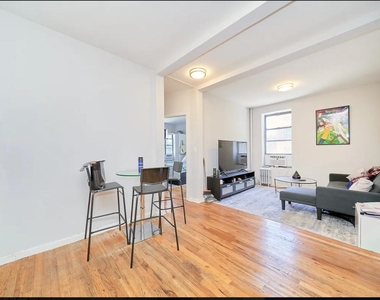 364 W 36th Street - Photo Thumbnail 2