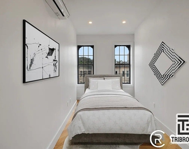 704 Mac Donough Street - Photo Thumbnail 3