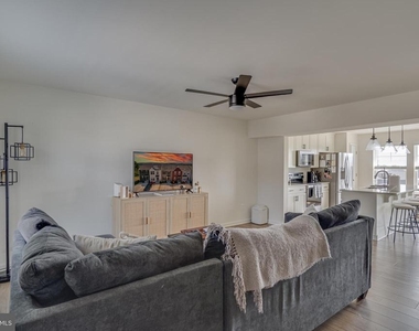 48 Orchard Green - Photo Thumbnail 10