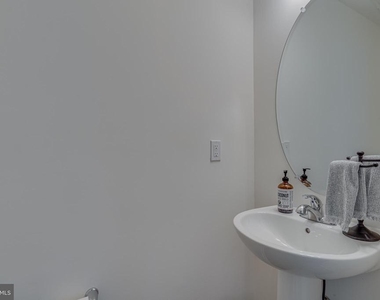 48 Orchard Green - Photo Thumbnail 12