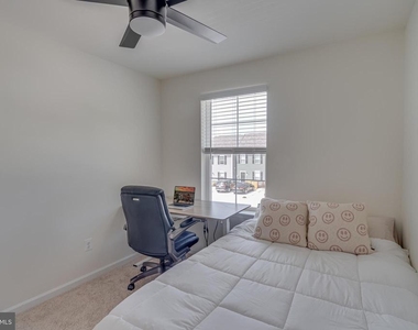 48 Orchard Green - Photo Thumbnail 21
