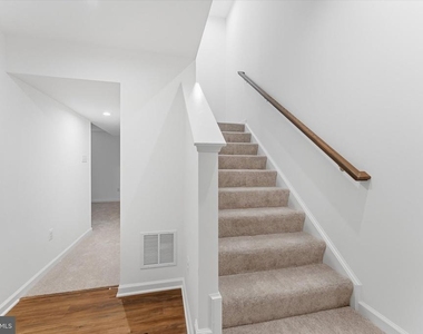 501 Fontana Circle - Photo Thumbnail 25