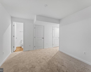 501 Fontana Circle - Photo Thumbnail 27