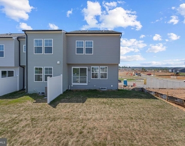 501 Fontana Circle - Photo Thumbnail 29