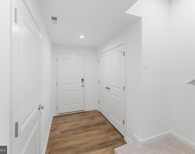 505 Fontana Circle - Photo Thumbnail 25