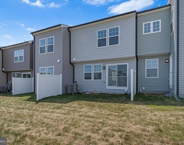 505 Fontana Circle - Photo Thumbnail 31