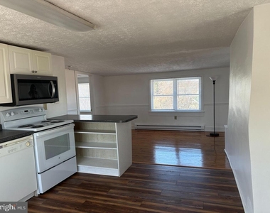 402 S Cameron Street - Photo Thumbnail 6