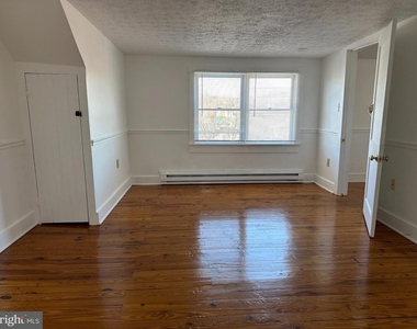 402 S Cameron Street - Photo Thumbnail 3
