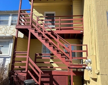 402 S Cameron Street - Photo Thumbnail 1