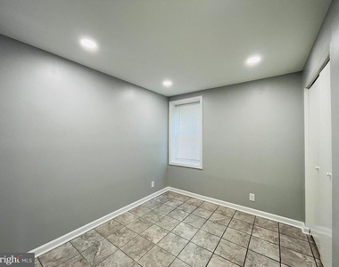 202 Chesterfield Lane - Photo Thumbnail 10
