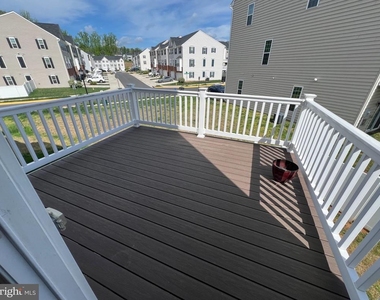526 River Way - Photo Thumbnail 24