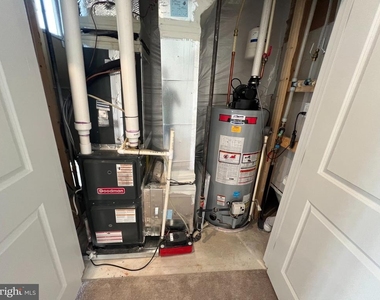 526 River Way - Photo Thumbnail 8