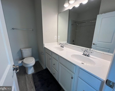 526 River Way - Photo Thumbnail 30