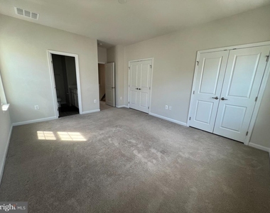 526 River Way - Photo Thumbnail 28
