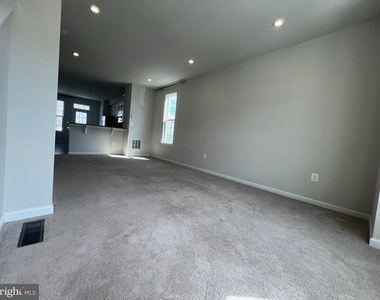 526 River Way - Photo Thumbnail 14