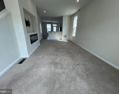 526 River Way - Photo Thumbnail 15