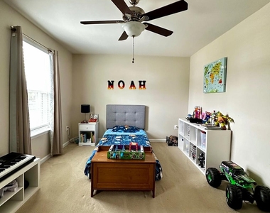 23 Taylors Hill Way - Photo Thumbnail 15