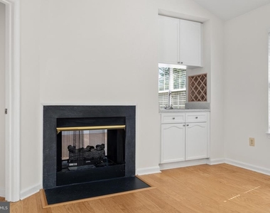 11318 Savannah Drive - Photo Thumbnail 10