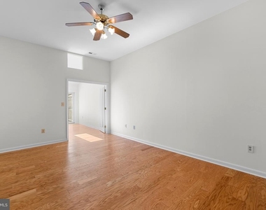 11318 Savannah Drive - Photo Thumbnail 16