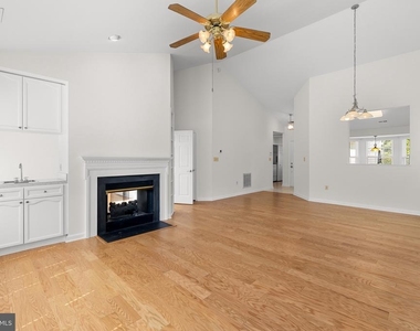 11318 Savannah Drive - Photo Thumbnail 11