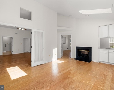 11318 Savannah Drive - Photo Thumbnail 14