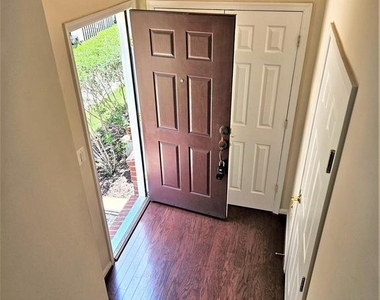 11268 Wortham Crest Circle - Photo Thumbnail 4