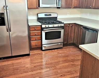11268 Wortham Crest Circle - Photo Thumbnail 3