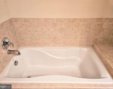 11268 Wortham Crest Circle - Photo Thumbnail 18