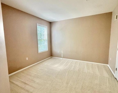 6814 Sabbarton Place - Photo Thumbnail 19