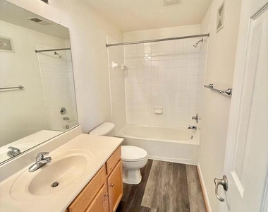 6814 Sabbarton Place - Photo Thumbnail 22
