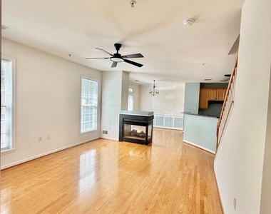 6814 Sabbarton Place - Photo Thumbnail 2