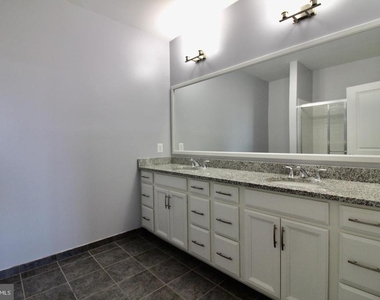 23315 Milltown Knoll Square - Photo Thumbnail 10