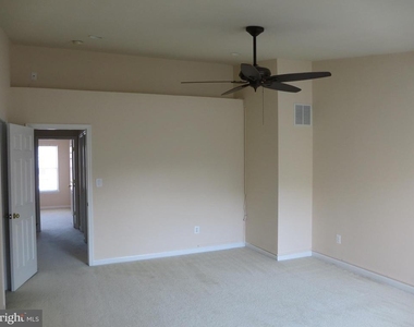 1503 Shields Terrace Ne - Photo Thumbnail 12