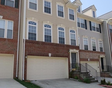 1503 Shields Terrace Ne - Photo Thumbnail 1