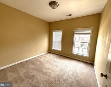 1117 Keokuk Terrace Ne - Photo Thumbnail 19