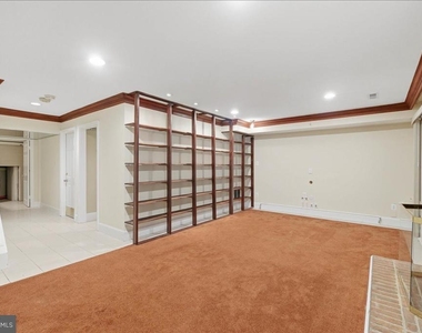 1433 Mclean Mews Court - Photo Thumbnail 38