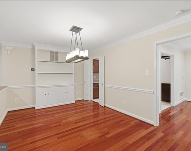 1433 Mclean Mews Court - Photo Thumbnail 10