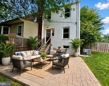 6106 N Kings Highway - Photo Thumbnail 26