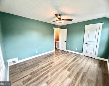 6106 N Kings Highway - Photo Thumbnail 12